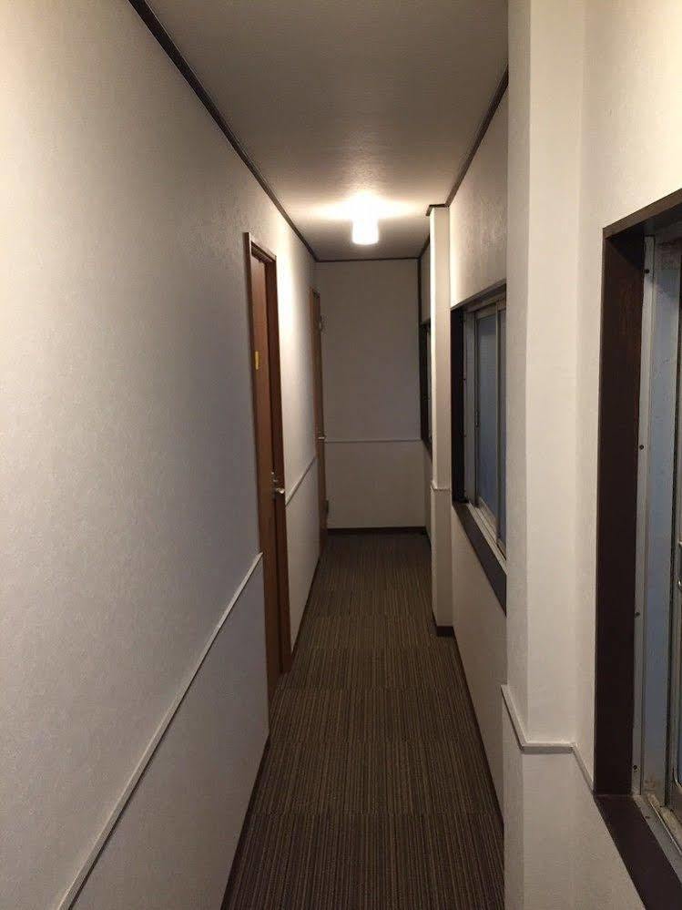 Hostel Azalea Токио Экстерьер фото